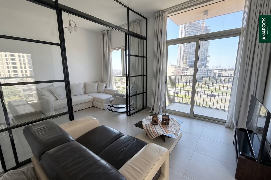 Corner Unit | Mall and Pool View | Furnished